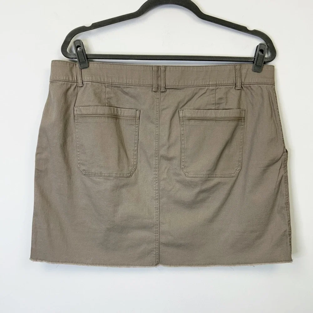 NEW Democracy Ab Solution Cargo Mini Skirt Women's Size 20W Taupe Beige Cotton